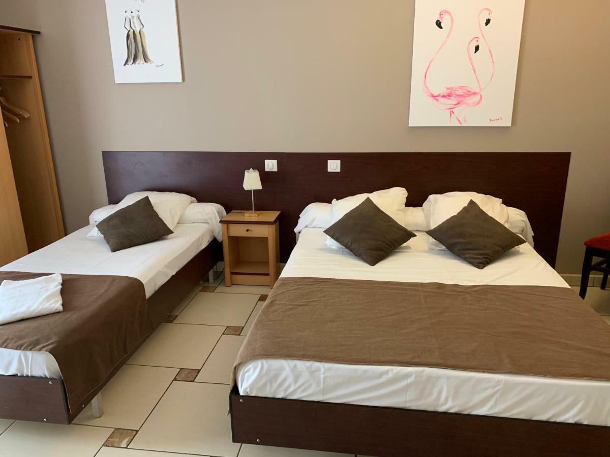 Hotel Restaurant Mon Auberge Lunel  Ngoại thất bức ảnh