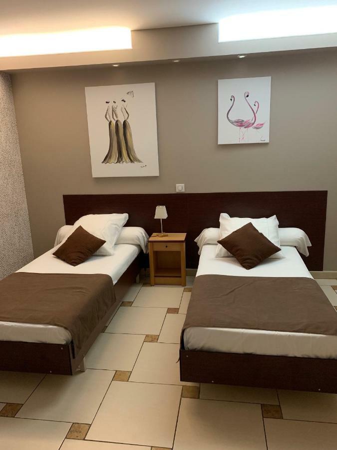Hotel Restaurant Mon Auberge Lunel  Ngoại thất bức ảnh